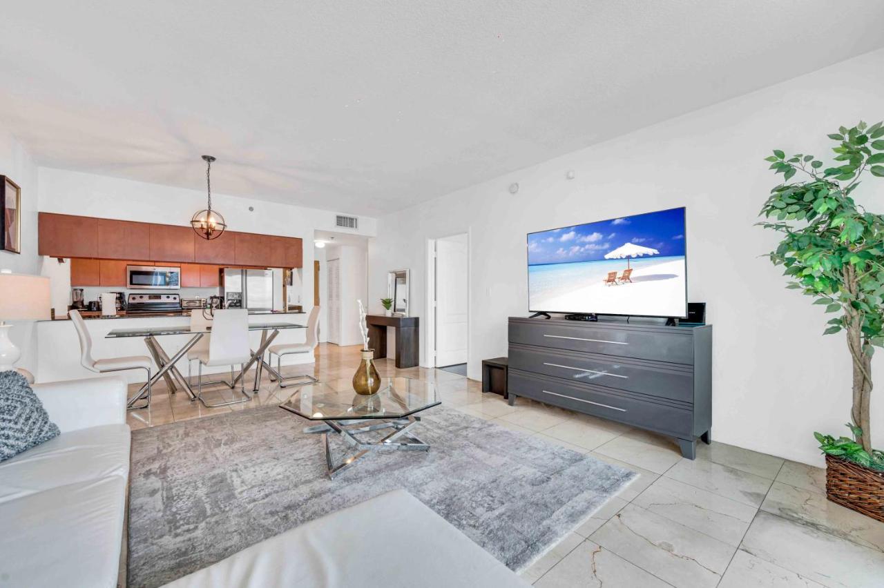 Modern 1 Bed In The Heart Of Brickell With Free Parking Apartment Miami Exterior photo